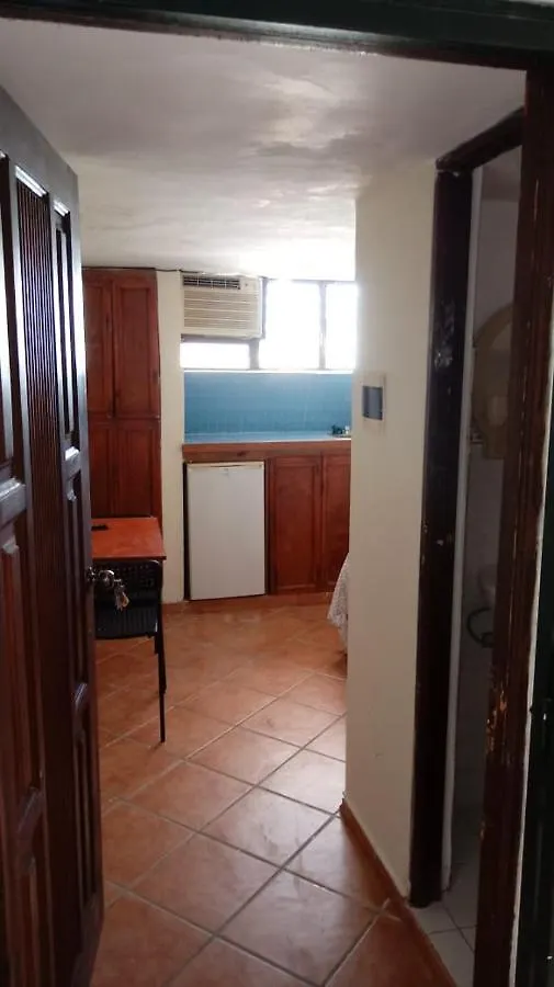 Guest house Adriano'S Apartahotel Santo Domingo